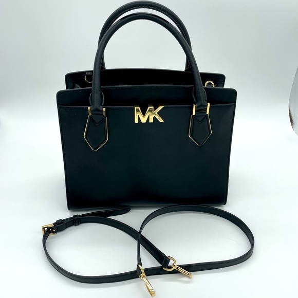 🥳SOLD🥳🔥👜 Michael Kors Black & Gold Purse 👜🔥 - Picture 2 of 15